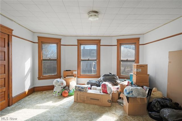 5862 Cable Avenue, Cleveland, OH 44127