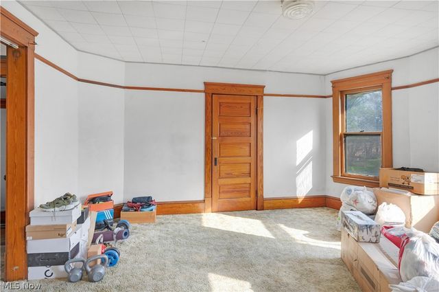 5862 Cable Avenue, Cleveland, OH 44127