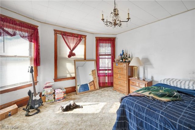 5862 Cable Avenue, Cleveland, OH 44127