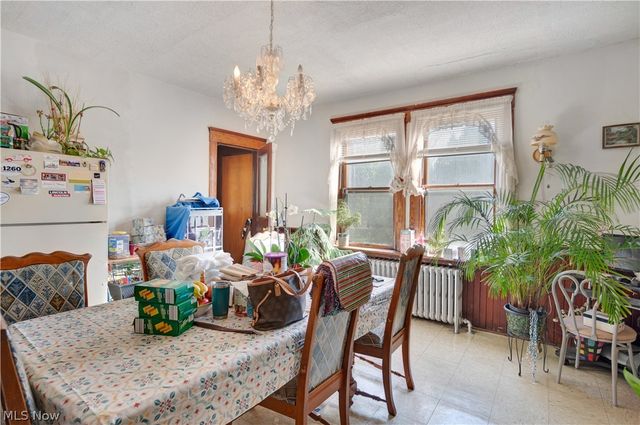 5862 Cable Avenue, Cleveland, OH 44127