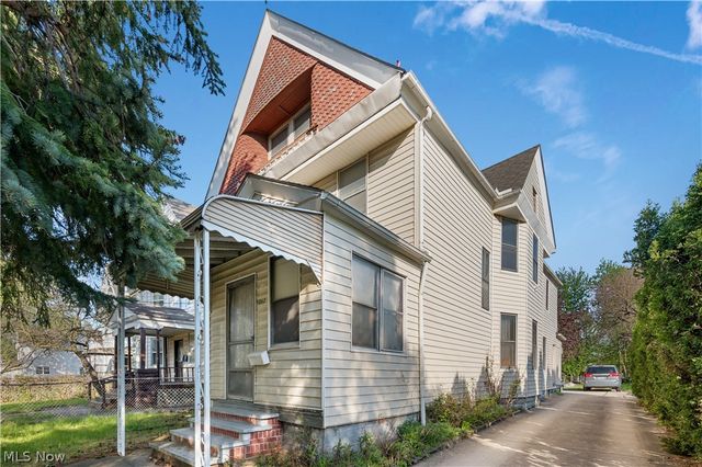 5862 Cable Avenue, Cleveland, OH 44127
