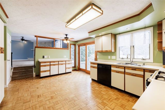 63 W Bend Drive, Greece, NY 14612