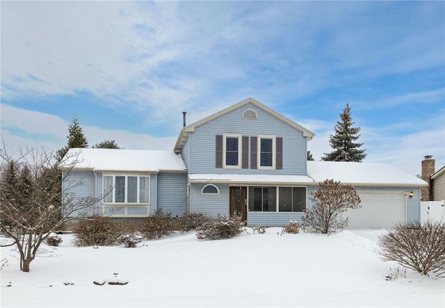 63 W Bend Drive, Greece, NY 14612