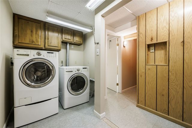 63 W Bend Drive, Greece, NY 14612