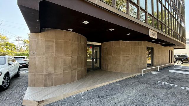 1900 SW 22nd St 300, Miami, FL 33145