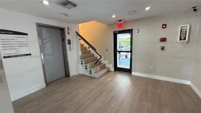 1900 SW 22nd St 300, Miami, FL 33145