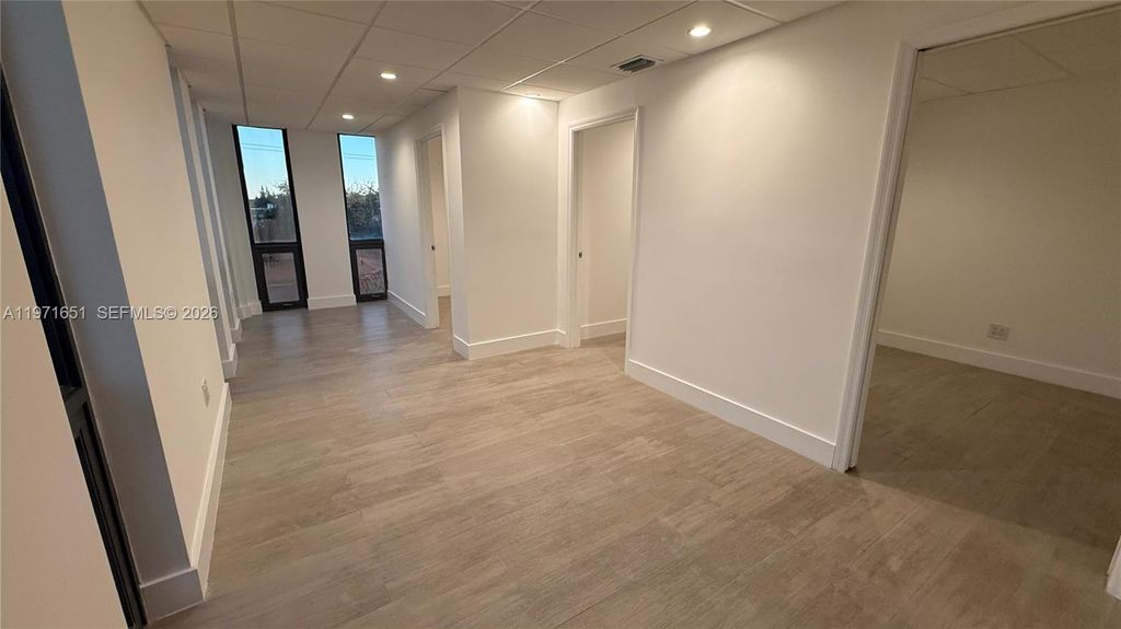 1900 SW 22nd St 300, Miami, FL 33145