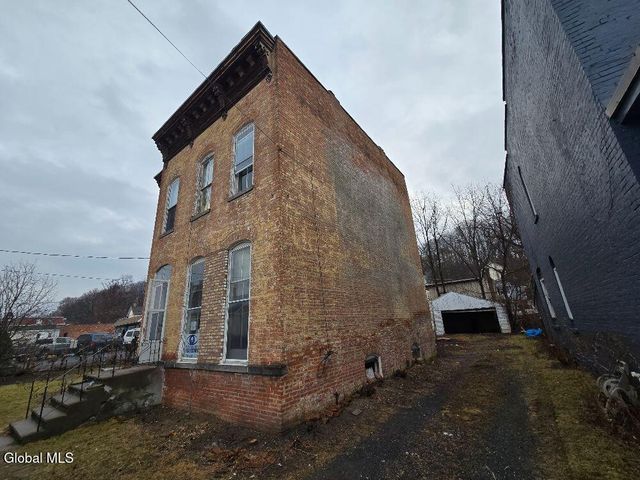 69 S Main Street, Castleton-on-hudson, NY 12033