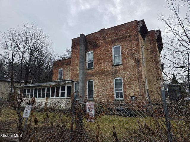 69 S Main Street, Castleton-on-hudson, NY 12033