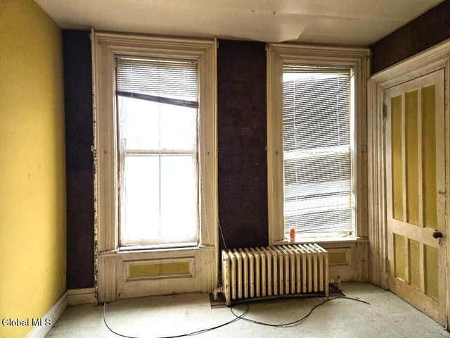 69 S Main Street, Castleton-on-hudson, NY 12033