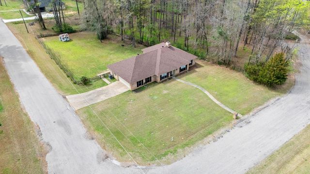 104 Woodridge Est, Longview, TX 75602