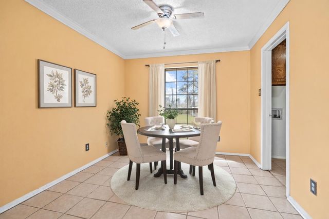 104 Woodridge Est, Longview, TX 75602