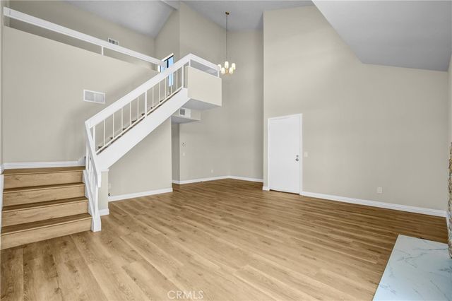 8221 Langdon Avenue 207, Van Nuys, CA 91406
