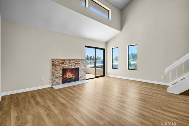 8221 Langdon Avenue 207, Van Nuys, CA 91406