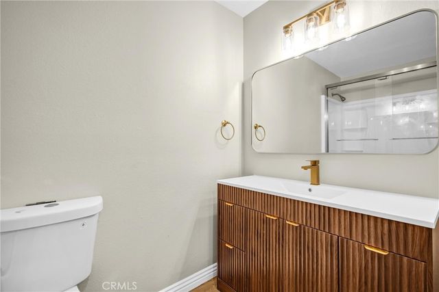 8221 Langdon Avenue 207, Van Nuys, CA 91406