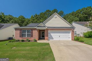 912 Village View Circle, Loganville, GA 30052