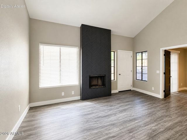 819 N COLLEGE Avenue F102, Tempe, AZ 85288