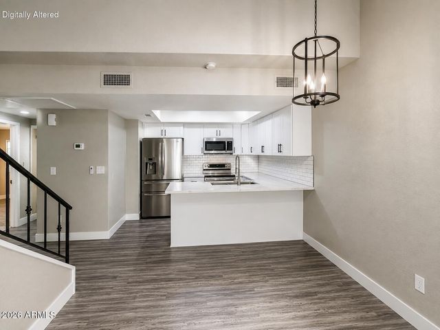 819 N COLLEGE Avenue F102, Tempe, AZ 85288