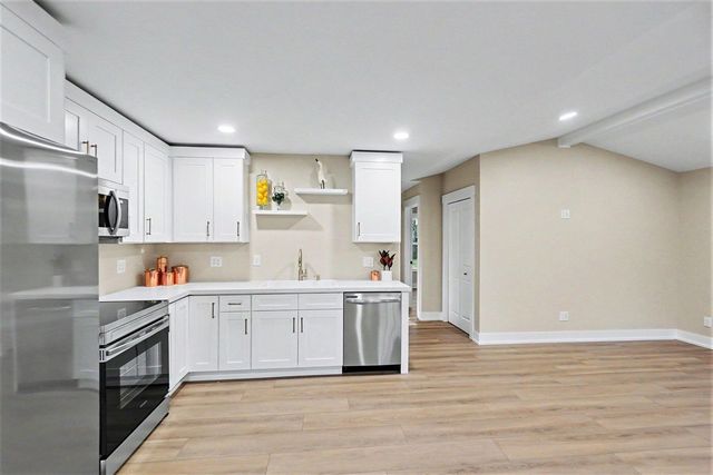 9751 W Silver Lake Road, Mears, MI 49436