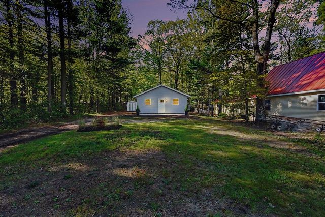 9751 W Silver Lake Road, Mears, MI 49436