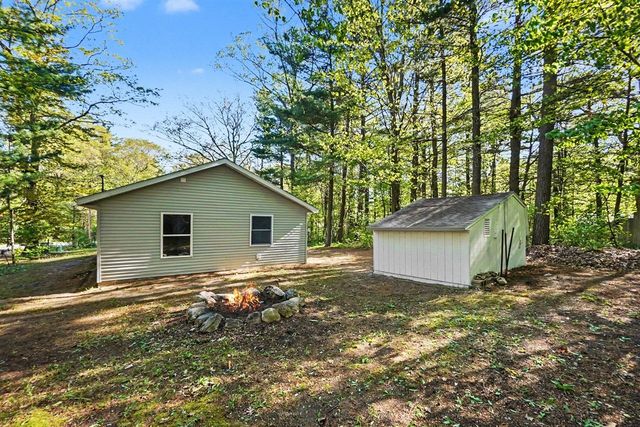 9751 W Silver Lake Road, Mears, MI 49436