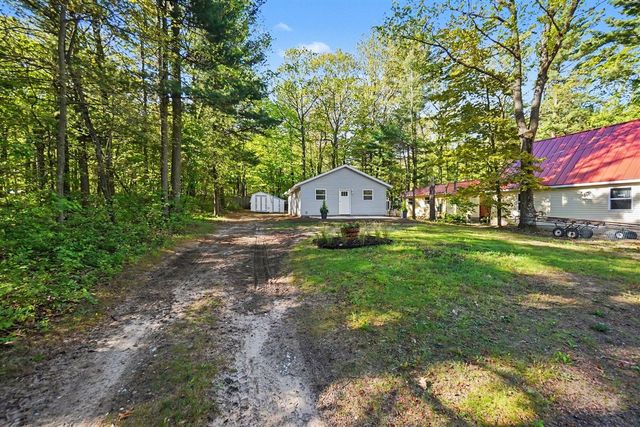 9751 W Silver Lake Road, Mears, MI 49436