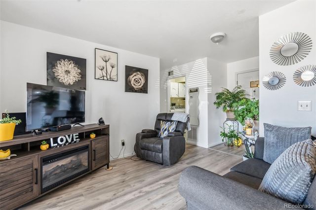 1383 W 88th Avenue 104, Thornton, CO 80260