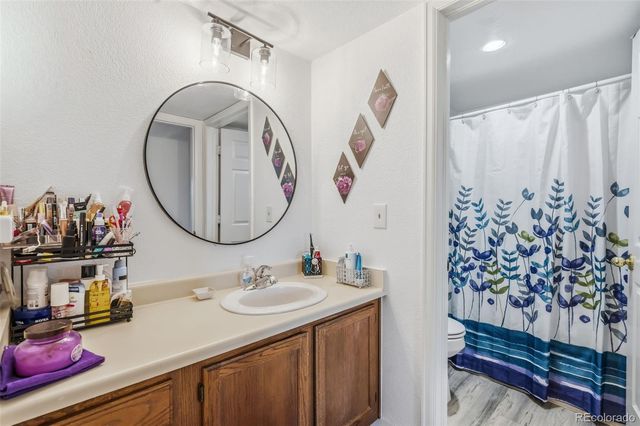 1383 W 88th Avenue 104, Thornton, CO 80260