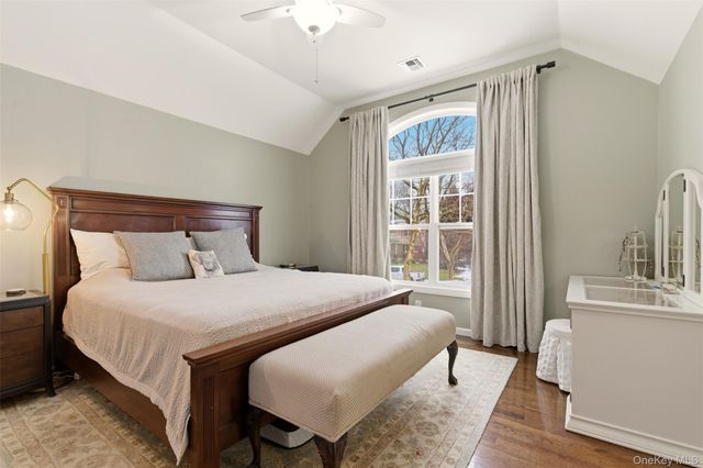 30 Rancher Place, Huntington, NY 11743