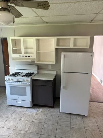 965 Leeds, Monessen, PA 15062