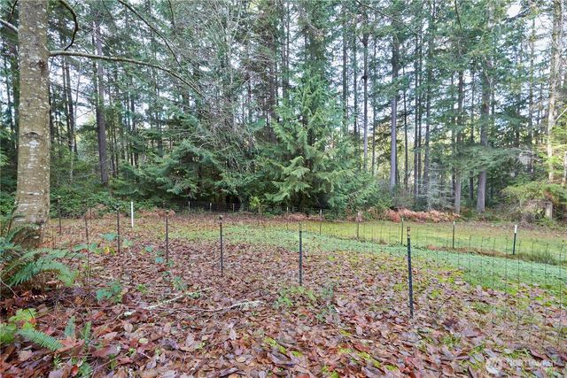 14220 Harpoon Place SE, Olalla, WA 98359