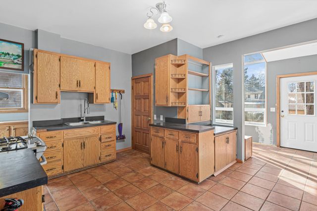 863 23rd Avenue SE, Minneapolis, MN 55414