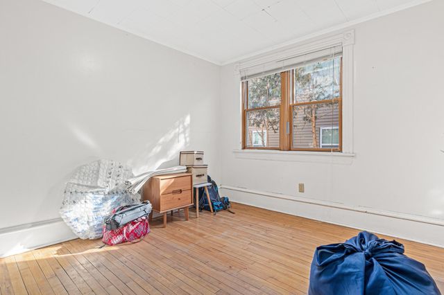 863 23rd Avenue SE, Minneapolis, MN 55414