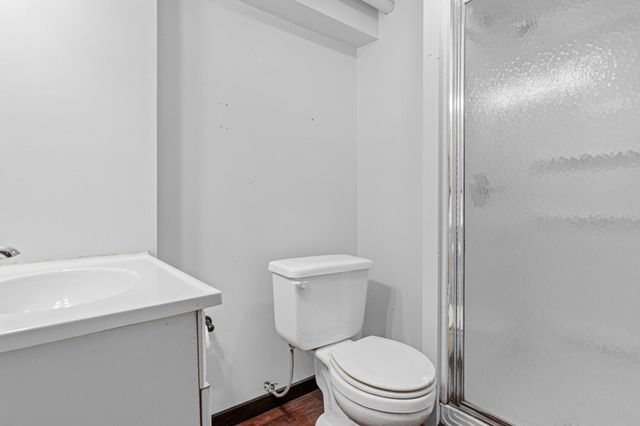 863 23rd Avenue SE, Minneapolis, MN 55414