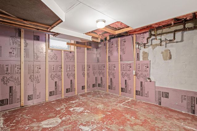 863 23rd Avenue SE, Minneapolis, MN 55414