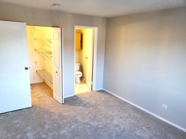2640 Pirate Cove 3, Schaumburg, IL 60173