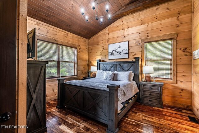 615 Rainbow Rd, Sevierville, TN 37862