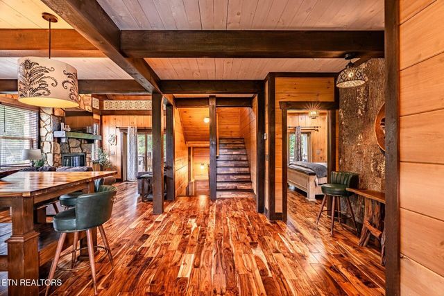 615 Rainbow Rd, Sevierville, TN 37862