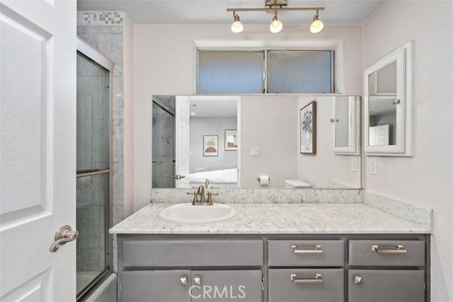 116 S Croft 102, Los Angeles, CA 90048