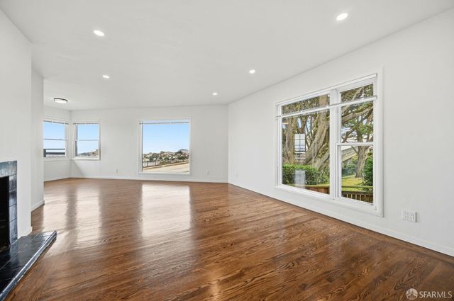 955 Corbett Avenue 6, San Francisco, CA 94131