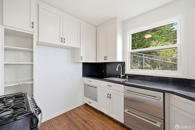 955 Corbett Avenue 6, San Francisco, CA 94131