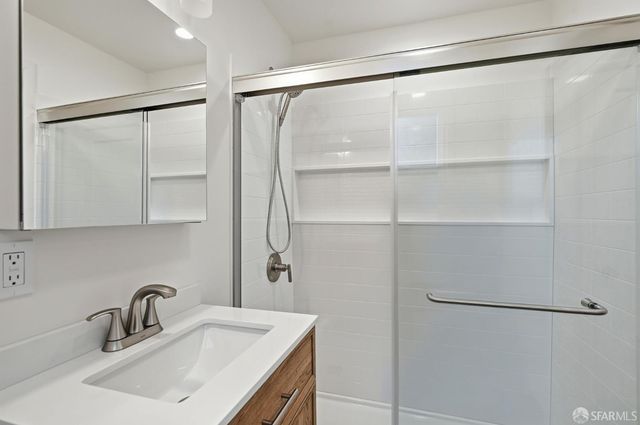 955 Corbett Avenue 6, San Francisco, CA 94131