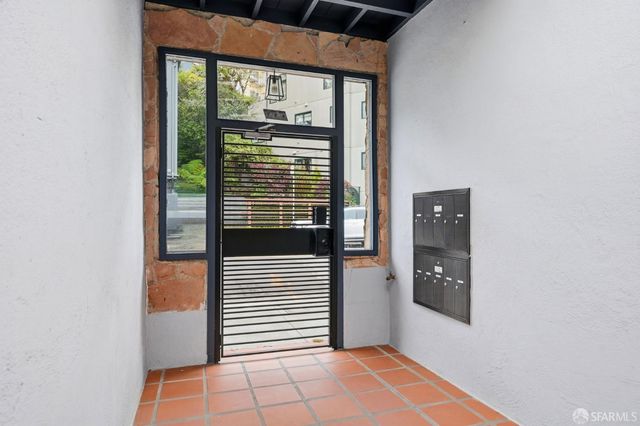 955 Corbett Avenue 6, San Francisco, CA 94131