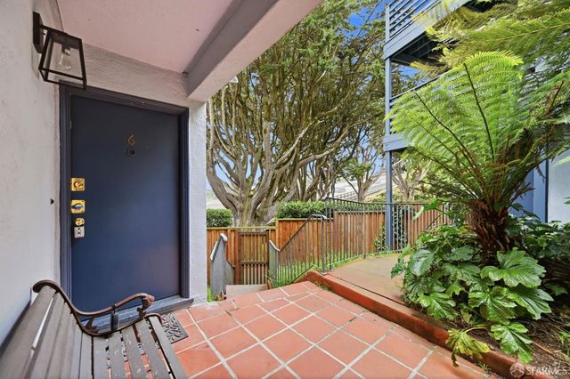 955 Corbett Avenue 6, San Francisco, CA 94131