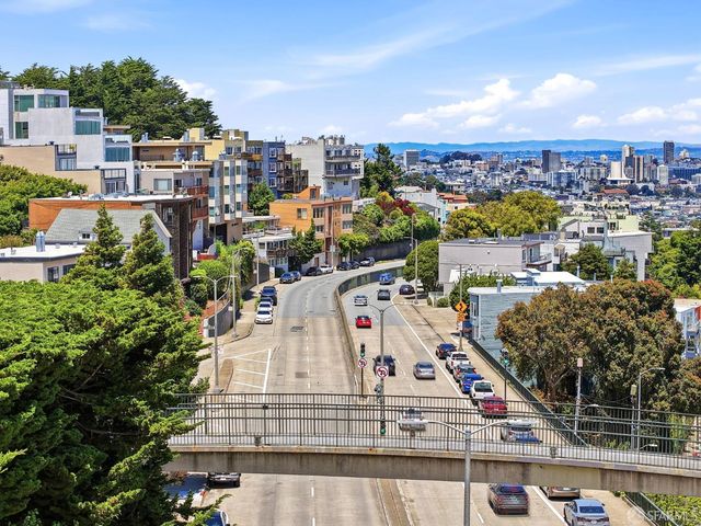 955 Corbett Avenue 6, San Francisco, CA 94131