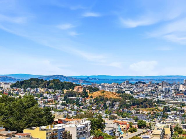 955 Corbett Avenue 6, San Francisco, CA 94131