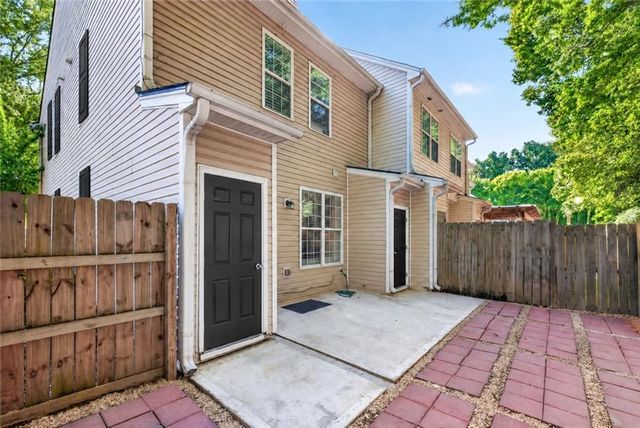 570 Gale Court, Milton, GA 30004