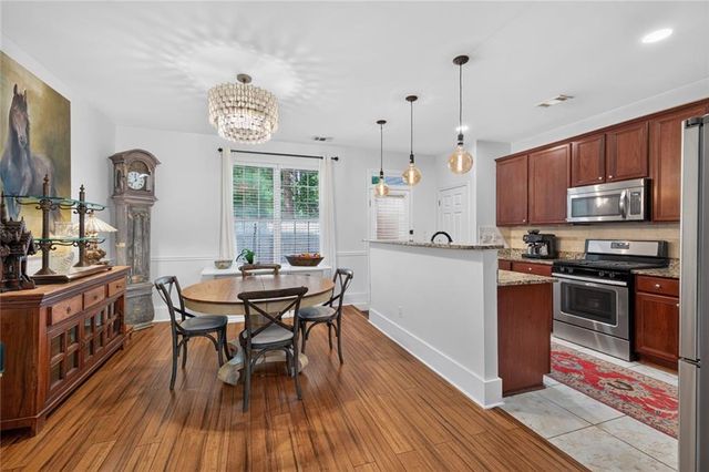 570 Gale Court, Milton, GA 30004