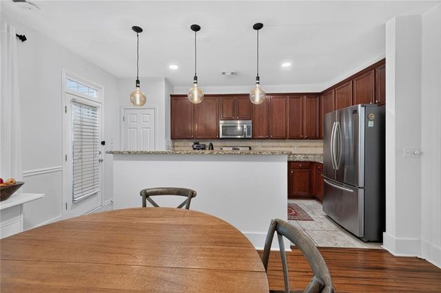 570 Gale Court, Milton, GA 30004