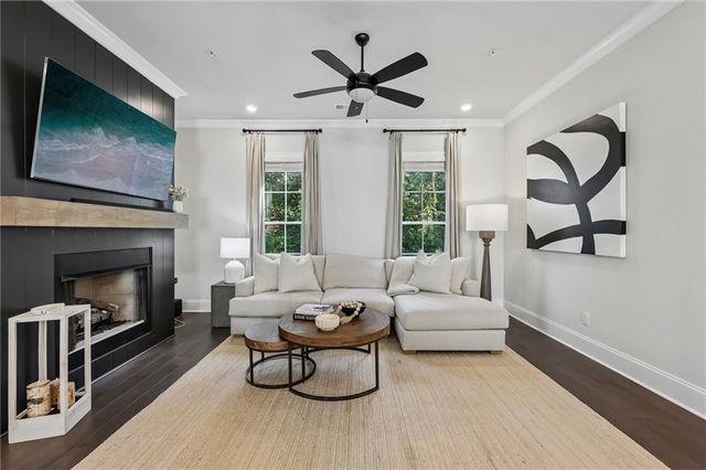 433 Burton Drive, Alpharetta, GA 30009
